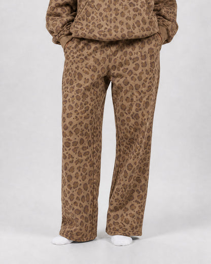 Minimalist Straight-Leg Stretch Sweatpants